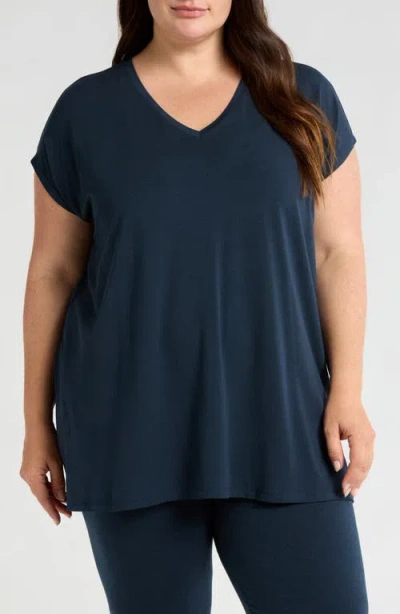 Eileen Fisher V-neck Long Boxy Top In Deep Adriatic