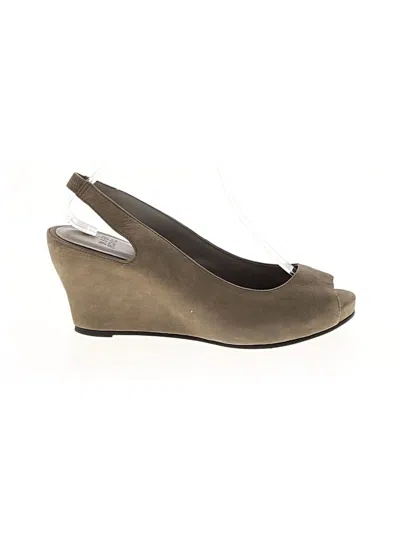 Pre-owned Eileen Fisher Wedges In Tan