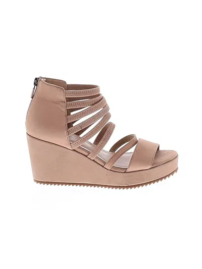 Pre-owned Eileen Fisher Wedges In Tan