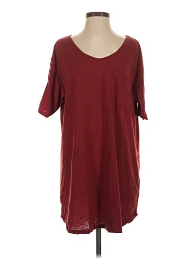 Pre-owned Ekouaer 3/4 Sleeve T-shirt In Burgundy