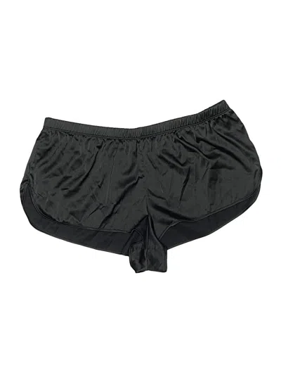 Pre-owned Ekouaer Shorts In Black