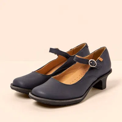 El Naturalista Women's Igusa Wax Nappa Shoes In Ocean In Blue