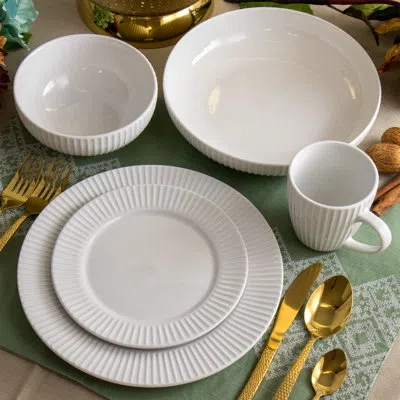 Elama Elle 18 Piece Dinnerware Set, Service For 4 In White