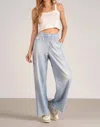 Elan Amber Sweatpant Jeans In Denim In Multi