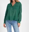 Elan Button Down Shirt In Hunter Green In Green