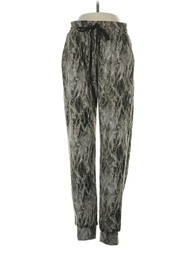 Pre-owned Elan Casual Pants In Gray