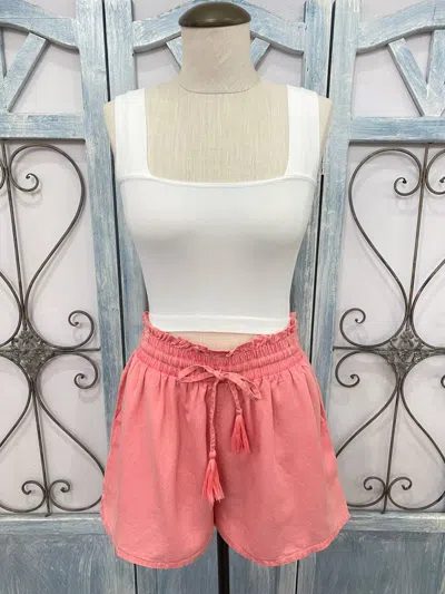Elan Casual Shorts In Coral In Pink