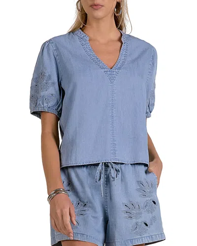 Elan Chambray Split Neck Top In Blue