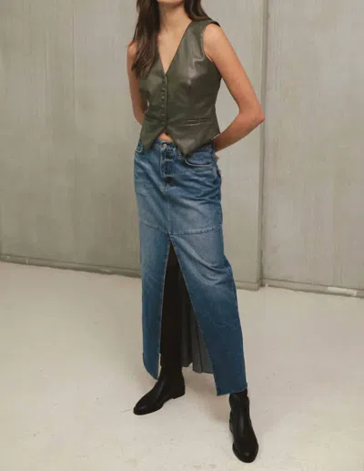 Elan Danielle Denim Skirt In Multi