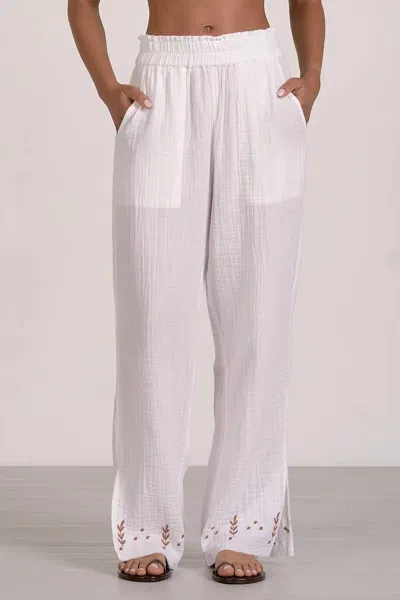 Elan Dora Pull On Pant In Cream In White