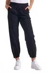 Elan Remmy Zipper Detail Jogger In Black In Black