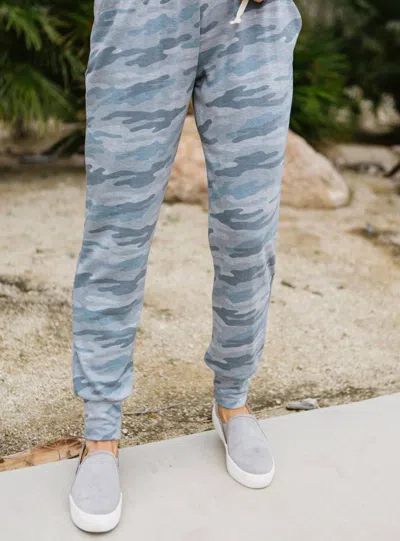Elan Jogger In Blue Camo In Grey