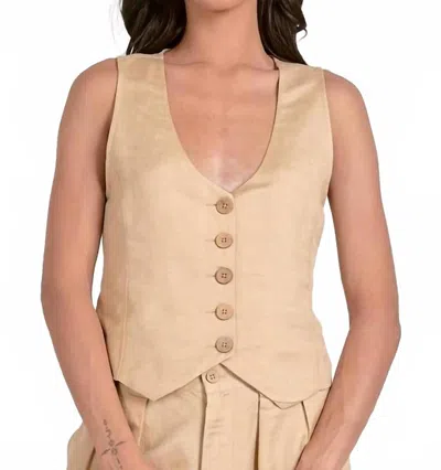Elan Lana Vest In Khaki In Nude