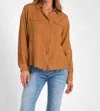 Elan Collared Button Down Shirt In Dark Camel In Brown