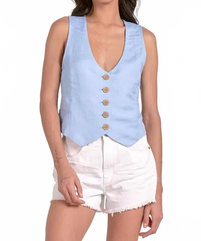 Elan Linen Button Down Vest In Light Blue