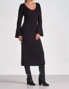 Elan Long Scoop Neck Maxi Dress In Black In Black