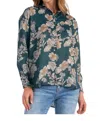 Elan Long Sleeve Button Down Shirt In Green Floral In Green