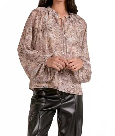 ELAN LONG SLEEVE FLOWY TOP IN NATURAL SNAKE