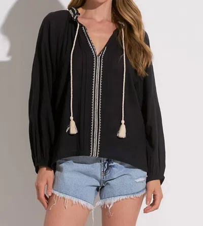 ELAN MACY EMBROIDERED PEASANT BLOUSE IN BLACK/WHITE
