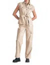 Elan Marco Sleeveless Collared Vest In Stone In White