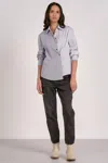Elan Martha Button Down Top In Blue/white In Blue