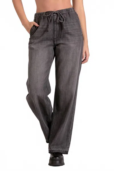 Elan Nica Drawstring Pant In Black Wash