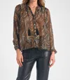 Elan Paisley Top In Chiffon Brown In Multi