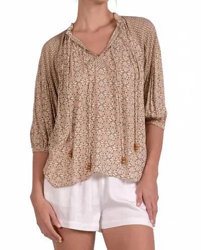 Elan Peasant Top In Natural Boho In Brown