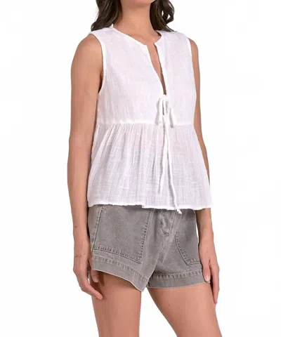 ELAN SADIE SLEEVELESS TOP IN WHITE