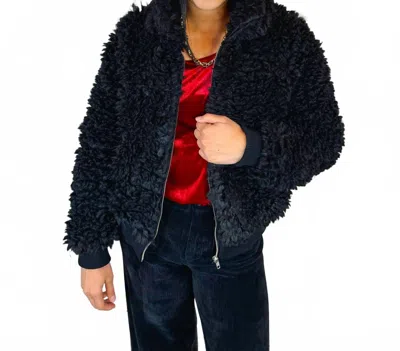 Elan Sherpa Bomber Jacket In Black