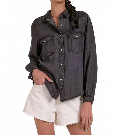 Elan Snap Front Wide Sleeve Shirt In Grey In Black