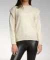 Elan Sweater Muscle Panel In Natural In White