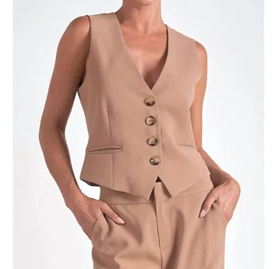 Elan Tailored Vest In Tan In Multi