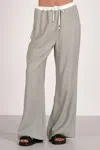 Elan Taylor Wide Leg Pants In Grey/white In Gray