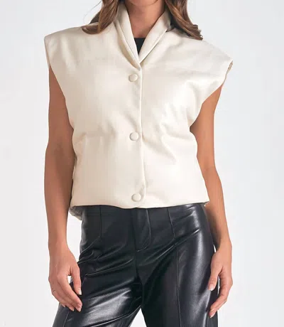 Elan Terance High Collar Vest In White