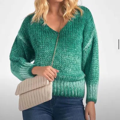 Elan V Neck Chunky Sweater In Green
