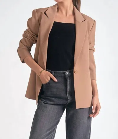 Elan Wide Lapel Blazer In Tan In Multi