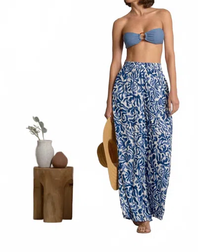 Elan Wide Leg Flow Pants In Blue Coralina In Multi