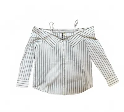 Elan Women Striped Long Sleeves Blouse In White/grey In Multi