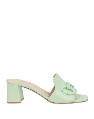Elata Woman Sandals Light Green Size 8 Leather