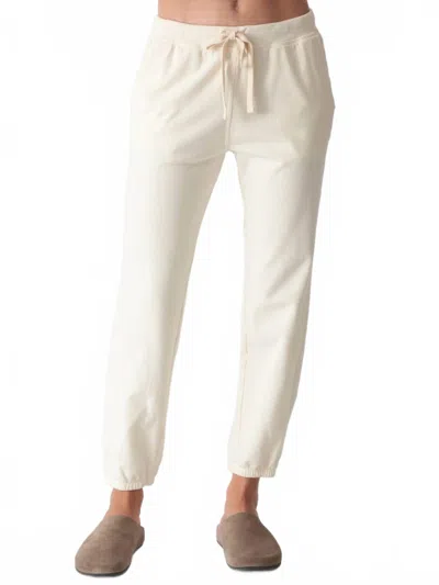 Electric & Rose Classic Spiral Jogger In Ivory In White