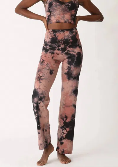 Electric & Rose Ella Slim Fit Lounge Pant In Amber/onyx In Pink