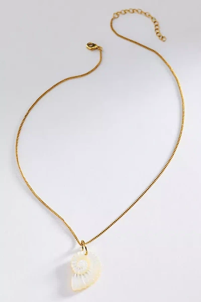 Electric Picks Summer Shell Necklace In Gold