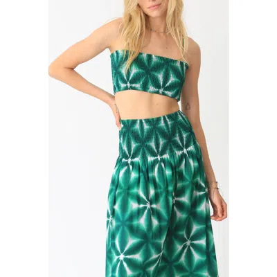 Electric & Rose Jaylin Shibori Print Smocked Cotton Crop Top In Green