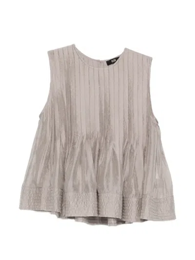 Eleh Pleated Top In Gray