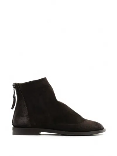 Elena Iachi Asymmetrische Stiefeletten In Black