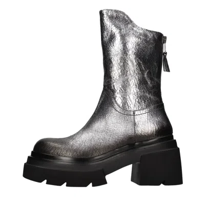 Elena Iachi Boots In Silver