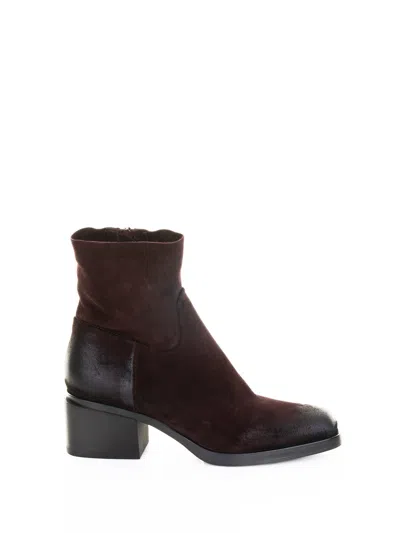 ELENA IACHI ELENA IACHI ELENA IACHI SUEDE ANKLE BOOT WITH RUBBER SOLE