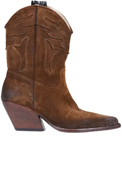 Elena Iachi Suede Texan Boots In Hazel