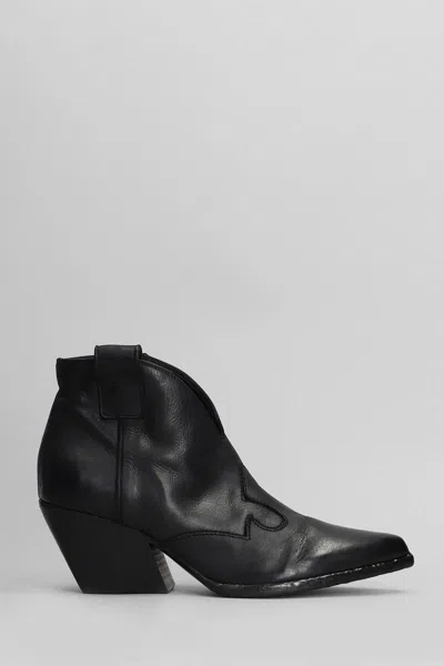 Elena Iachi Texan Ankle Boots In Black